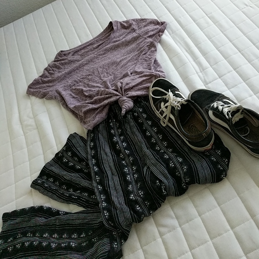Tillys flair pants
